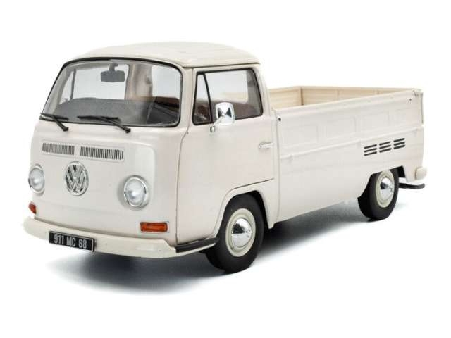 VW T2 Pick-Up 1968, valkoinen