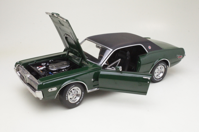 Mercury Cougar XR7G 1968, green