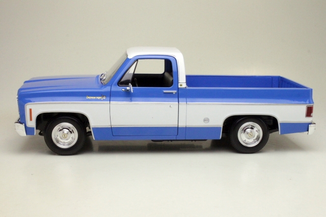 Chevrolet C10 Cheyenne Super 1974, blue/white