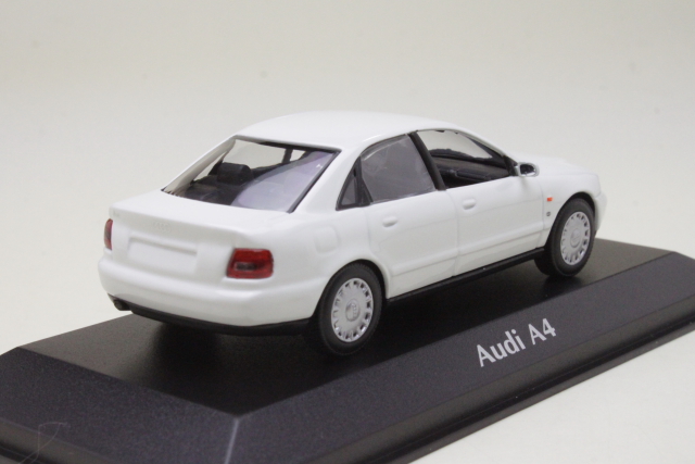 Audi A4 1995, white
