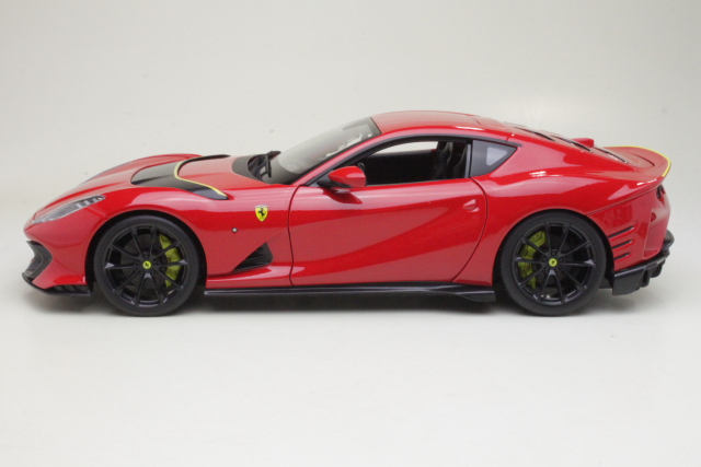 Ferrari 812 Competizione 2021, red