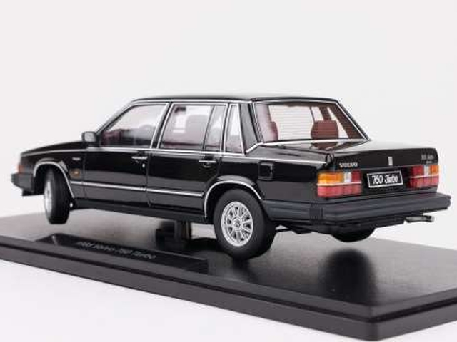 Volvo 760 Turbo 1985, black