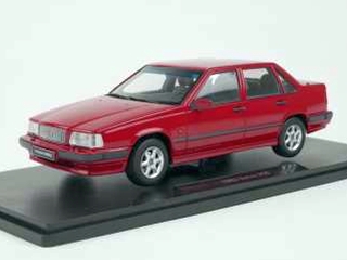 Volvo 850 1993, red