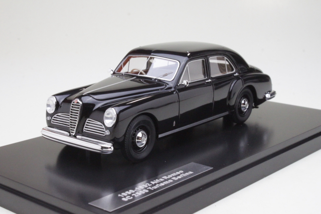 Alfa-Romeo 6C 2500 Turismo Berlina 1950, musta