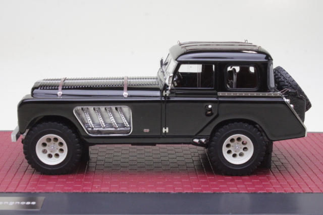 Land Rover 109 Bell Aurens Longnose Closed 2008, black