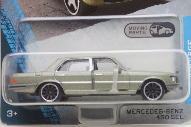 Mercedes 450 SEL, green