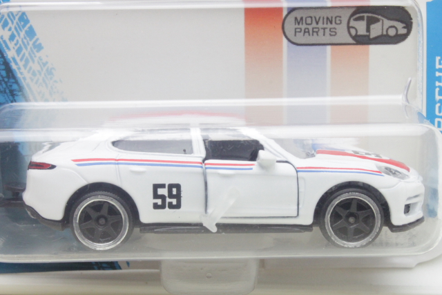 Porsche Panamera #59, valkoinen