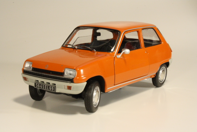 Renault 5 1972, oranssi - Sulje napsauttamalla kuva