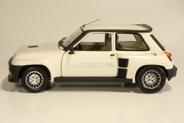 Renault 5 Turbo 2 1983, white