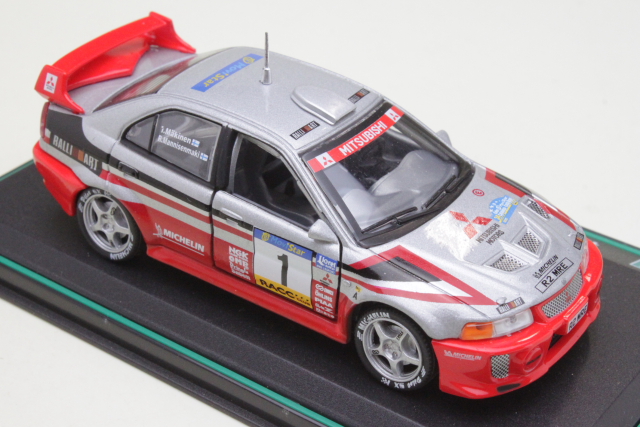 Mitsubishi Lancer Evo V, Catalunya 1998, T.Mäkinen, no1