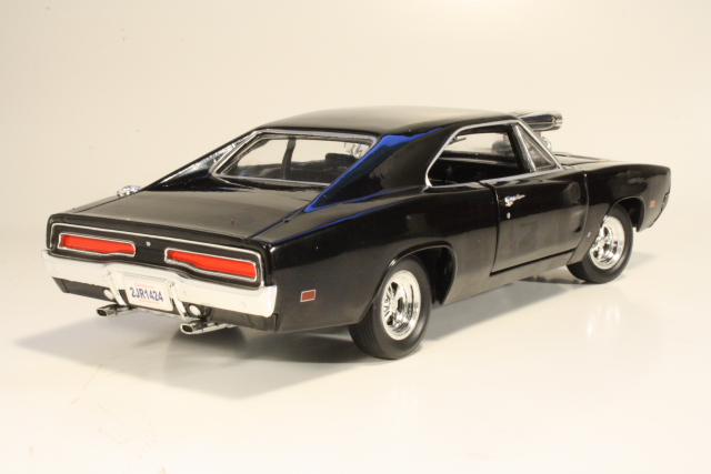 Dodge Charger 1970, musta "Fast&Furious" + DVD - Sulje napsauttamalla kuva