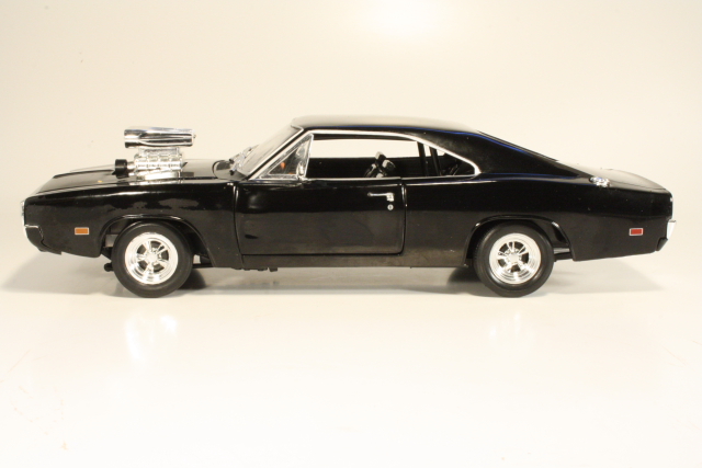 Dodge Charger 1970, musta "Fast&Furious" + DVD - Sulje napsauttamalla kuva