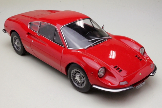 Ferrari Dino 246 GT 1968, punainen