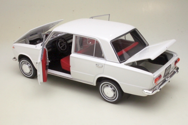 Fiat 124 1970, white