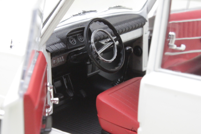 Fiat 124 1970, white
