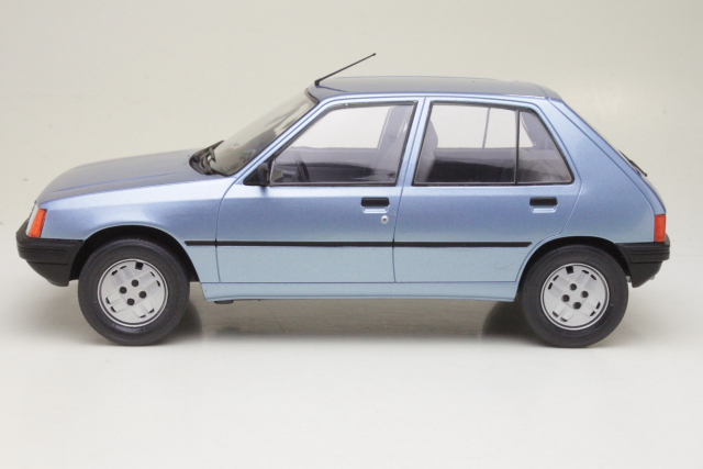 Peugeot 205 1984, light blue