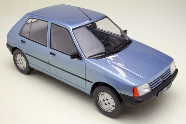 Peugeot 205 1984, light blue
