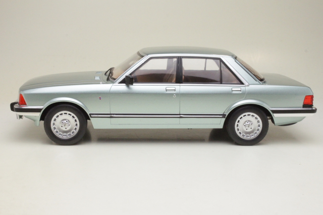 Ford Granada Mk2 2.8 Ghia 1982, light green