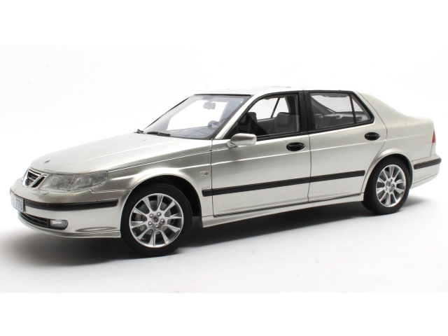 Saab 9-5 Turbo Aero 1998, hopea