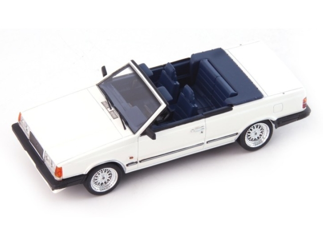 Volvo 760 GLE Merlberg Cabriolet 1985, valkoinen
