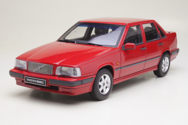 Volvo 850 1993, red
