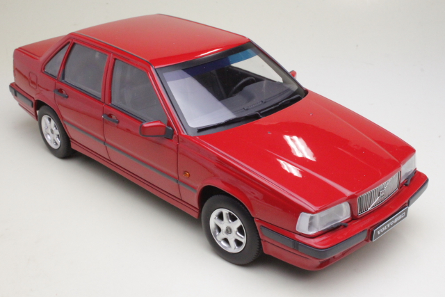 Volvo 850 1993, red