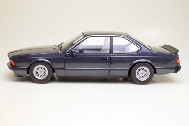 BMW 635 CSi (e24) Coupe 1984, tummansininen