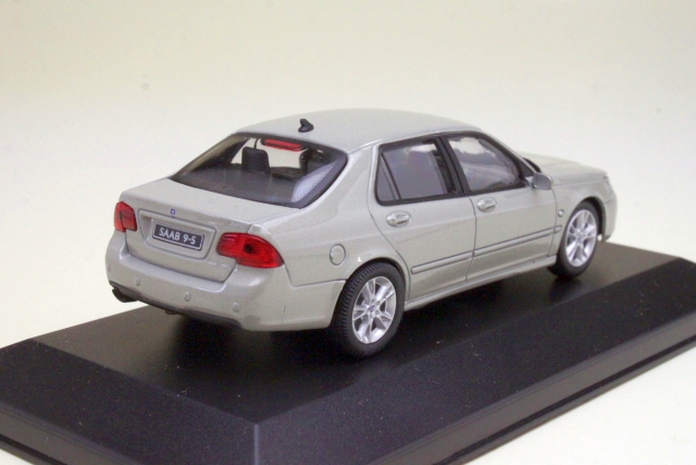 Saab 9-5 2006, harmaa