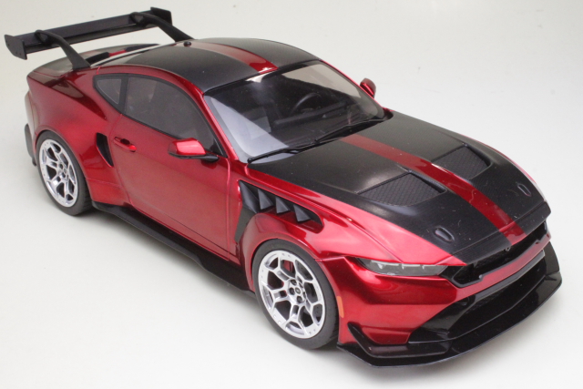 Ford Mustang GTD 2025, red/black