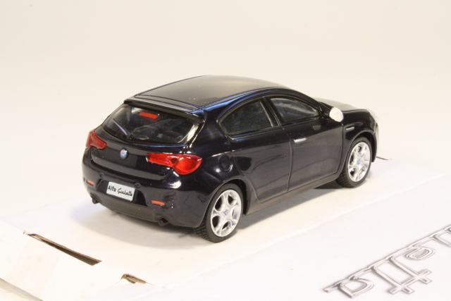 Alfa Romeo Giulietta 2010, black