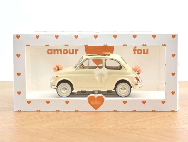 Fiat 500 L 1968, beige "Wedding Gift"