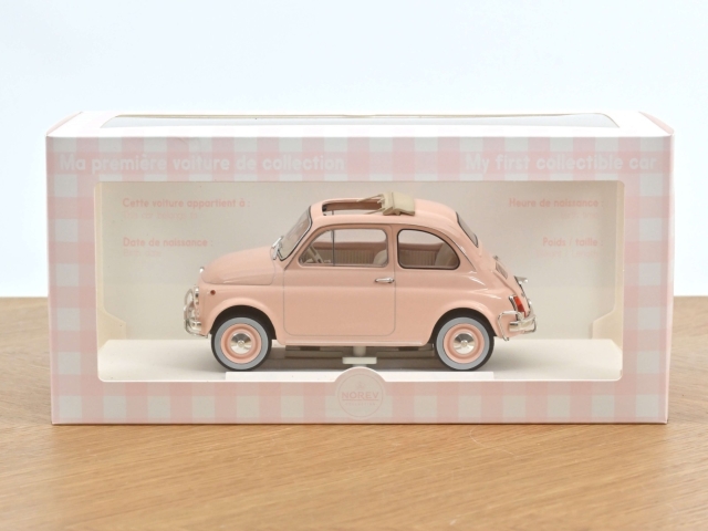 Fiat 500 L 1968, pinkki "New Baby Gift"