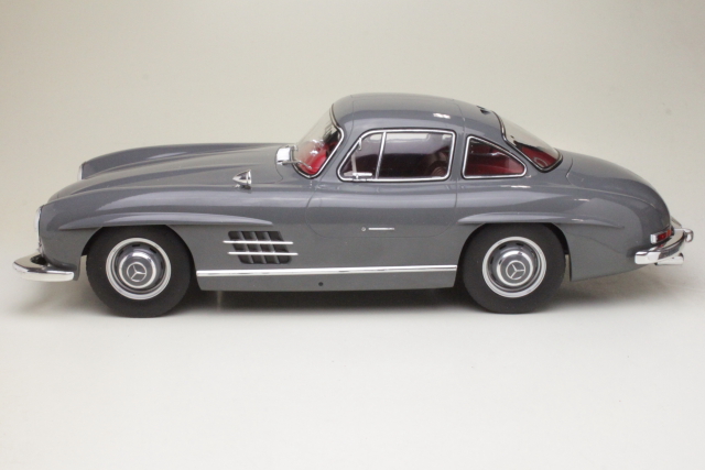 Mercedes 300 SL 1954, harmaa