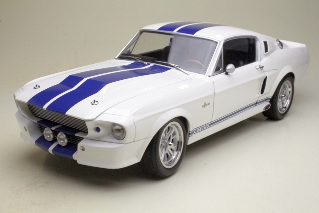 Ford Mustang Shelby GT500 1967, valkoinen/sininen