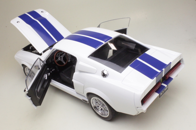Ford Mustang Shelby GT500 1967, valkoinen/sininen