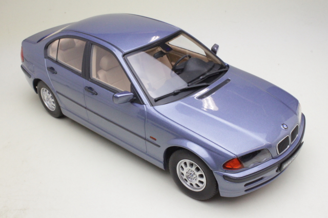 BMW 3er (e46) 1999, sininen