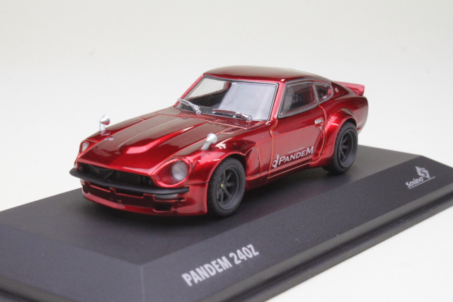 Datsun 240Z Rocket Bunny Coupe 1973, punainen