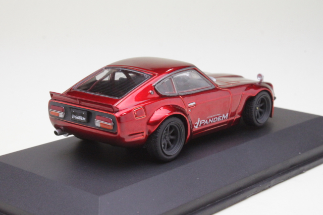 Datsun 240Z Rocket Bunny Coupe 1973, punainen