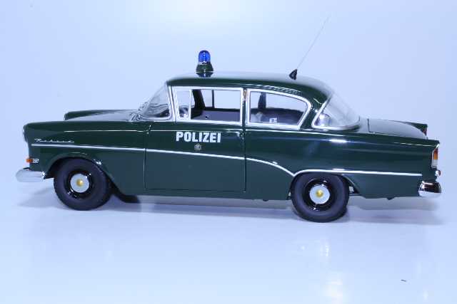 Opel Rekord P1 1958 Polizei, tummanvihreä