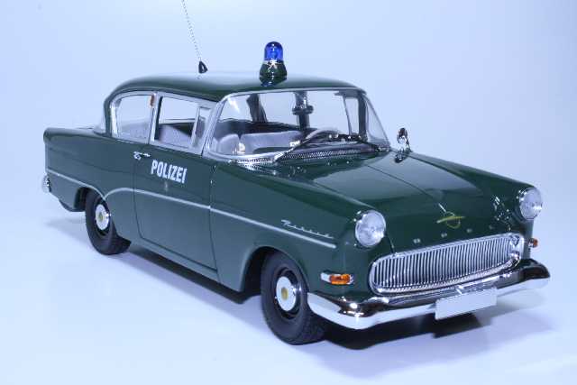 Opel Rekord P1 1958 Polizei, tummanvihreä