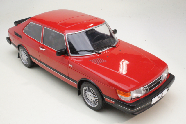 Saab 900 Turbo 1981, punainen (B-LAATU)