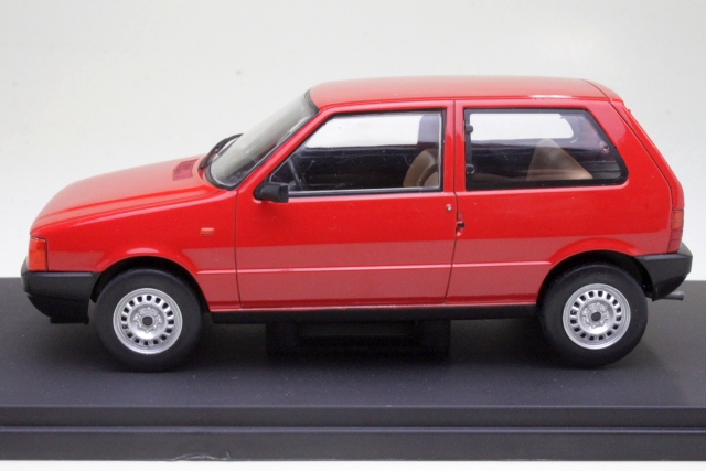 Fiat Uno 1983, red