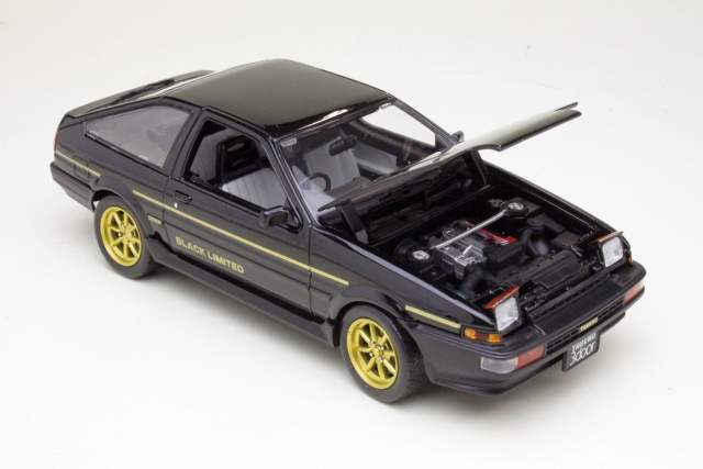 Toyota Sprinter Trueno GT Apex (AE86), musta