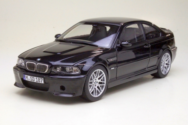 BMW M3 CSL 2003, musta