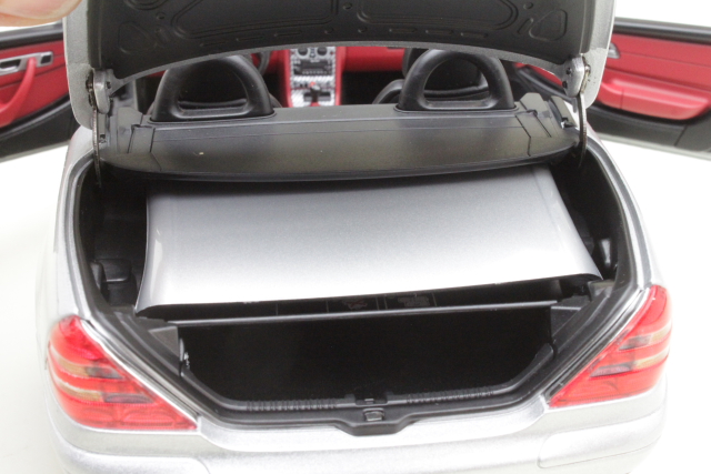 Mercedes SLK 1996, hopea