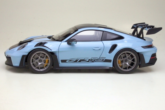 Porsche 911 GT3 RS w/Weissach Pack 2022, sininen