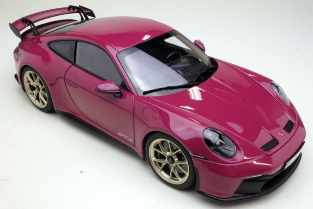 Porsche 911 GT3 2021, red