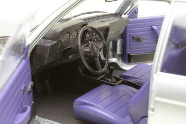 BMW 323i (e21) 1980, hopea