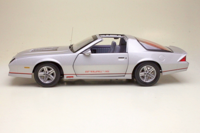 Chevrolet Camaro IROC 1985, hopea