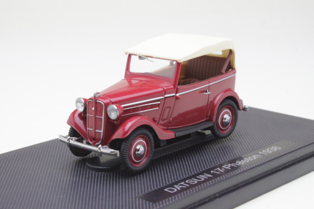 Datsun 17 Pheaton 1938, red